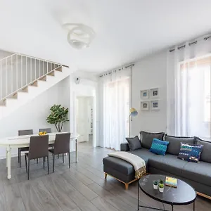 Bocconi's Nest - Close To Duomo With Terrace , Milan Italie